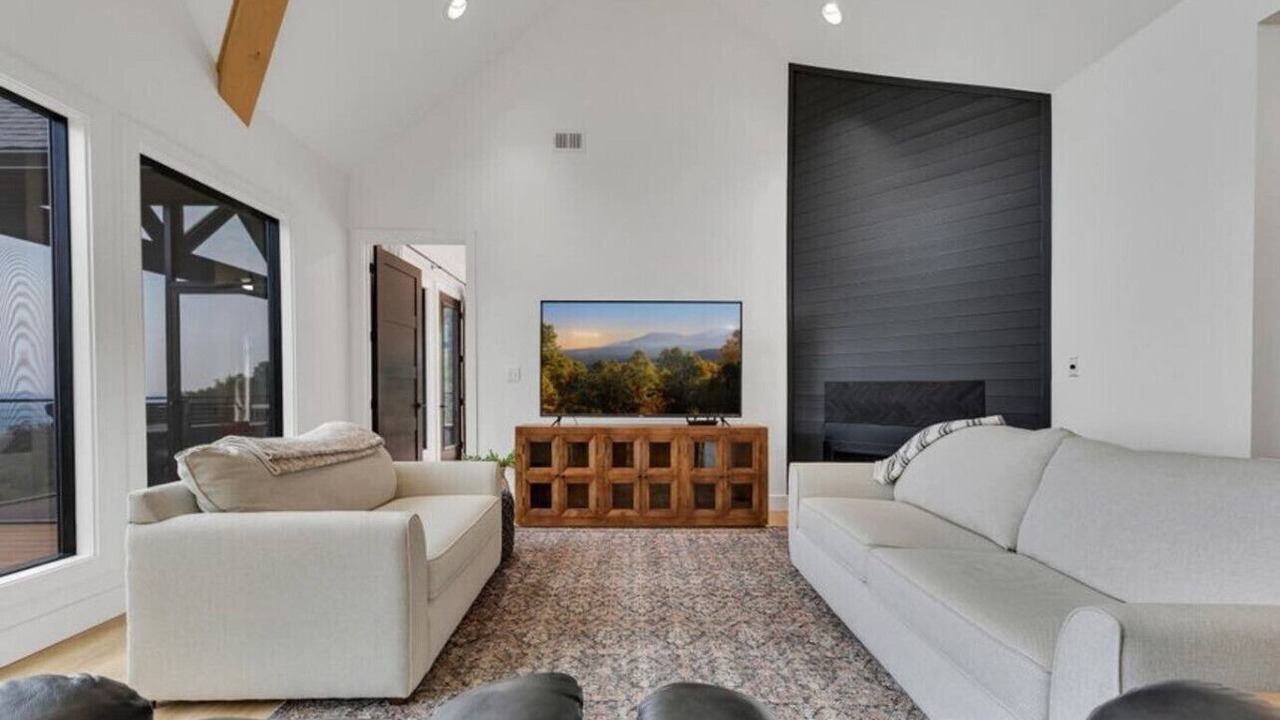 Photo of Livingroom in Sevierville