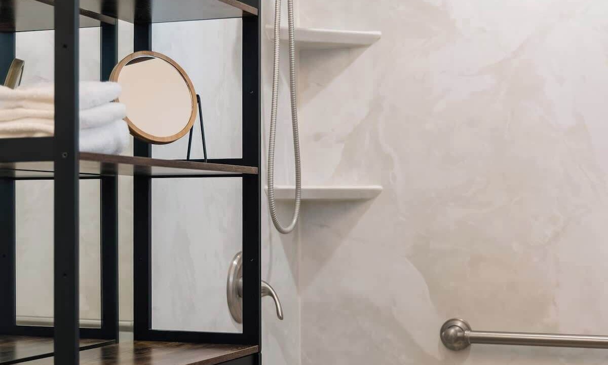 Photo of Bathroom in Mountainaire