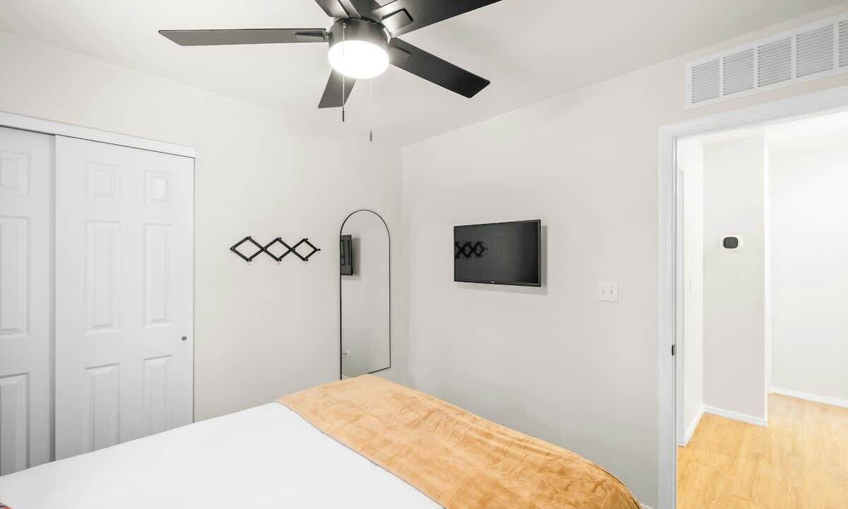 Photo of Bedroom in Mountainaire