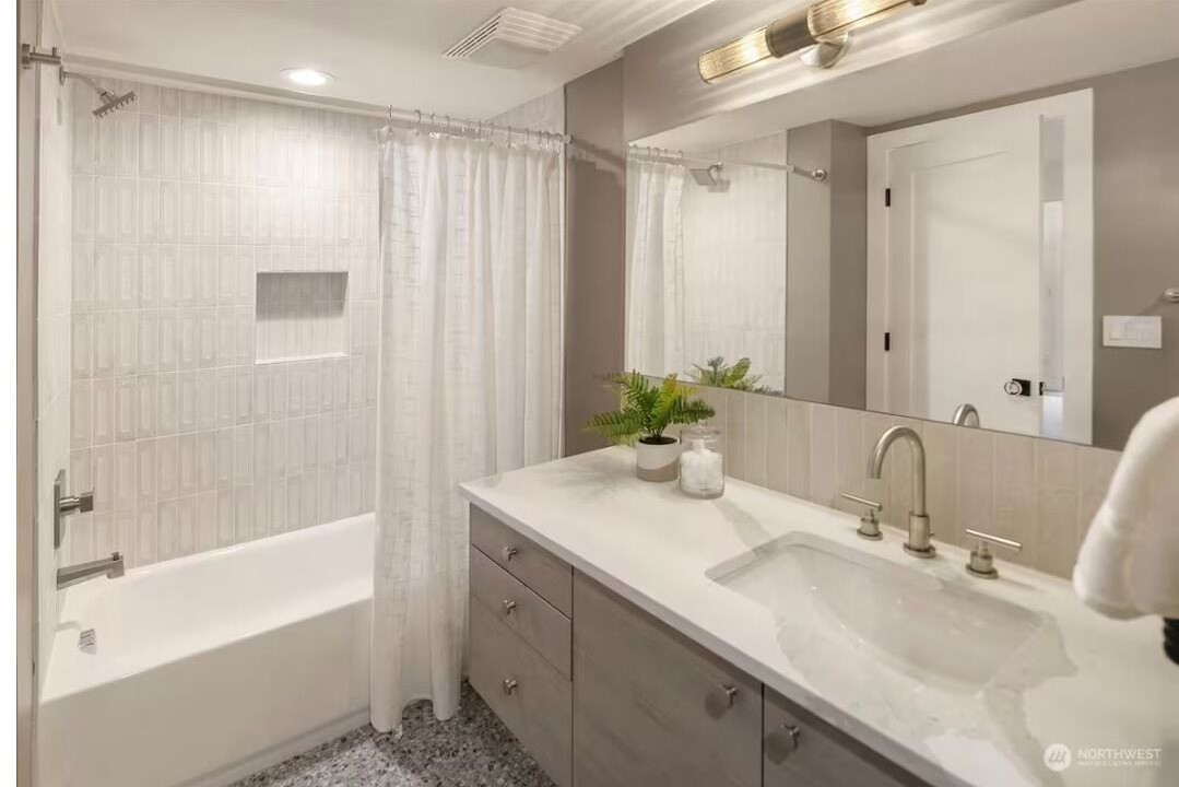 Photo of Bathroom in Sunset Hill