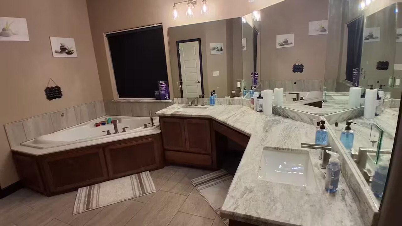 Photo of Bathroom in Beaumont
