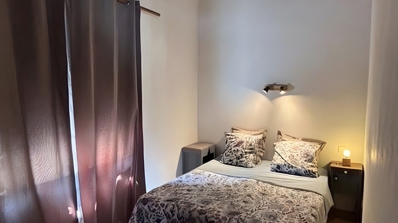 Photo of Bedroom in Bourg-de-Visa