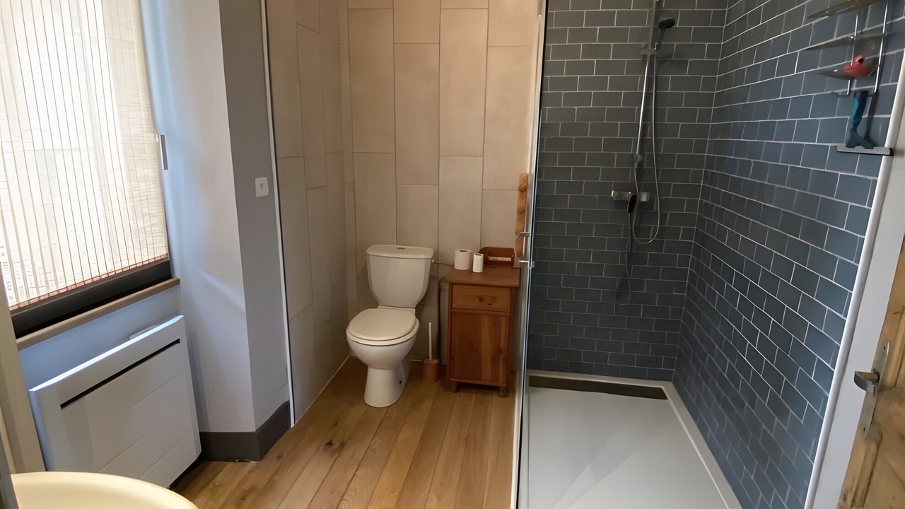 Photo of Bathroom in Bourg-de-Visa