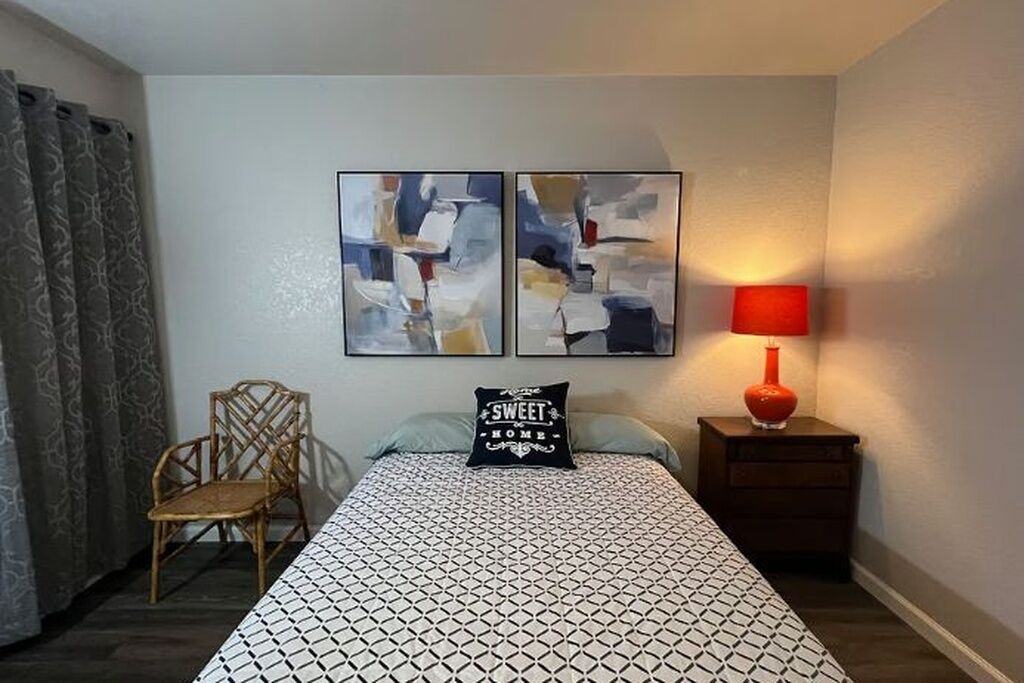 Photo of Bedroom in Uptown