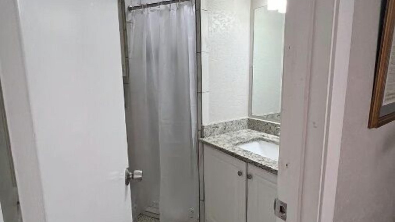 Photo of Bathroom in Uptown