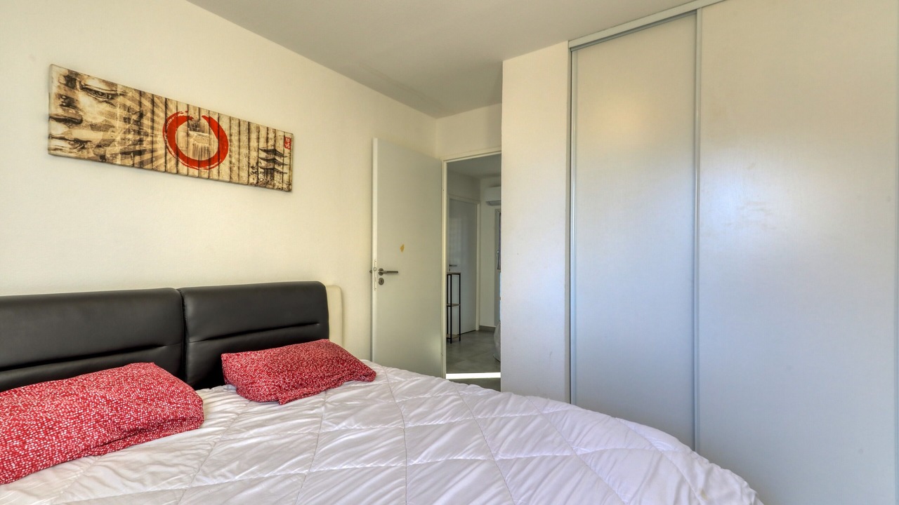 Photo of Bedroom in Jacou