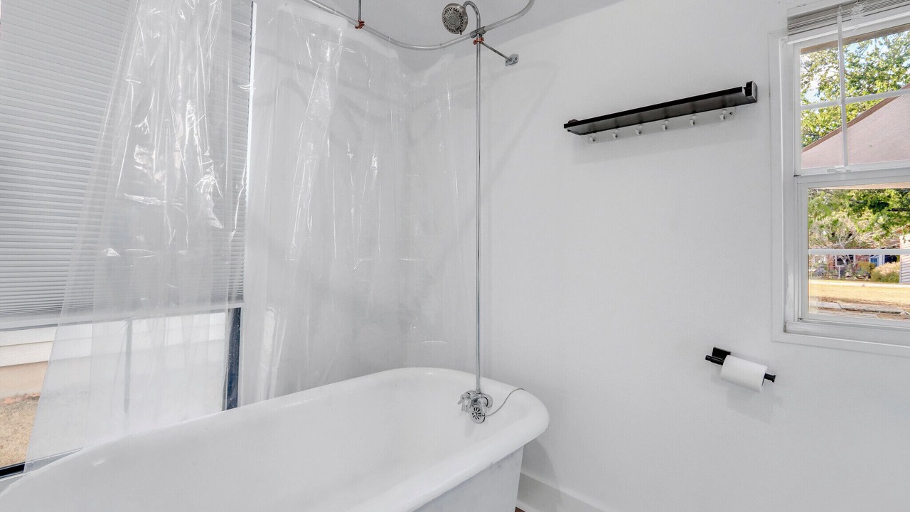 Photo of Bathroom in Buda