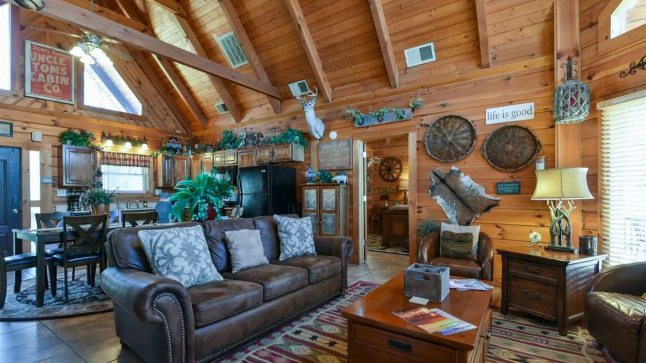 Photo of Livingroom in Big Cedars