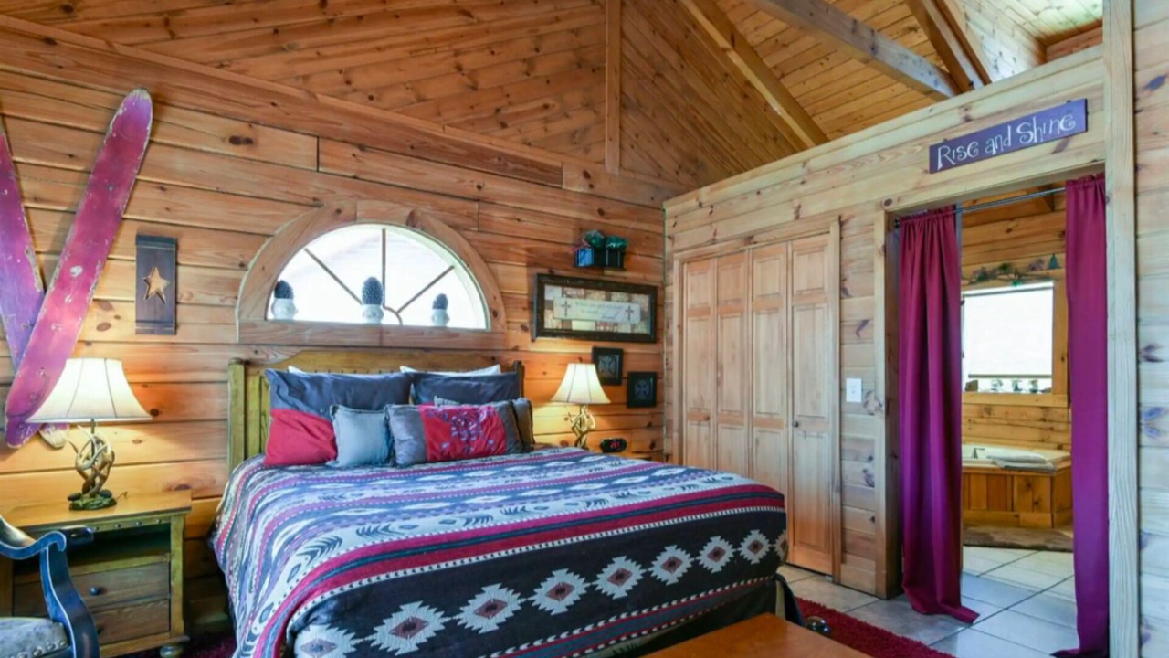 Photo of Bedroom in Big Cedars