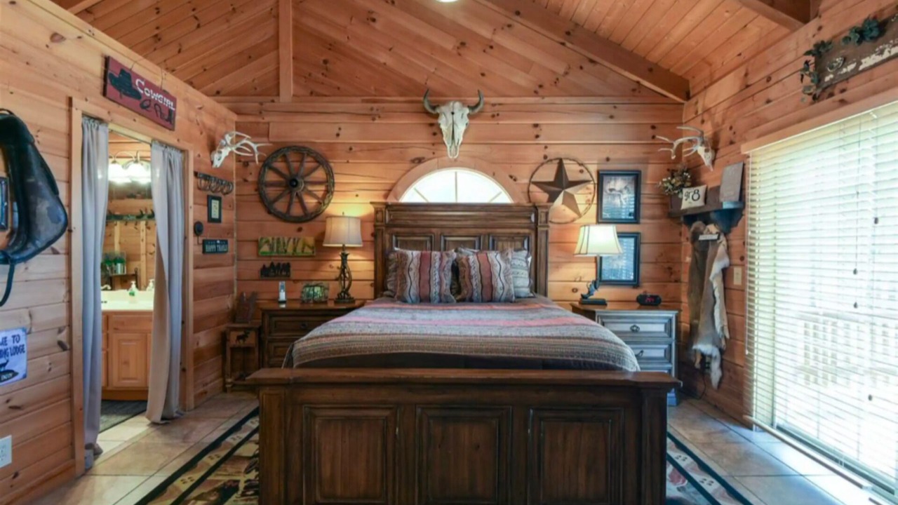 Photo of Bedroom in Big Cedars