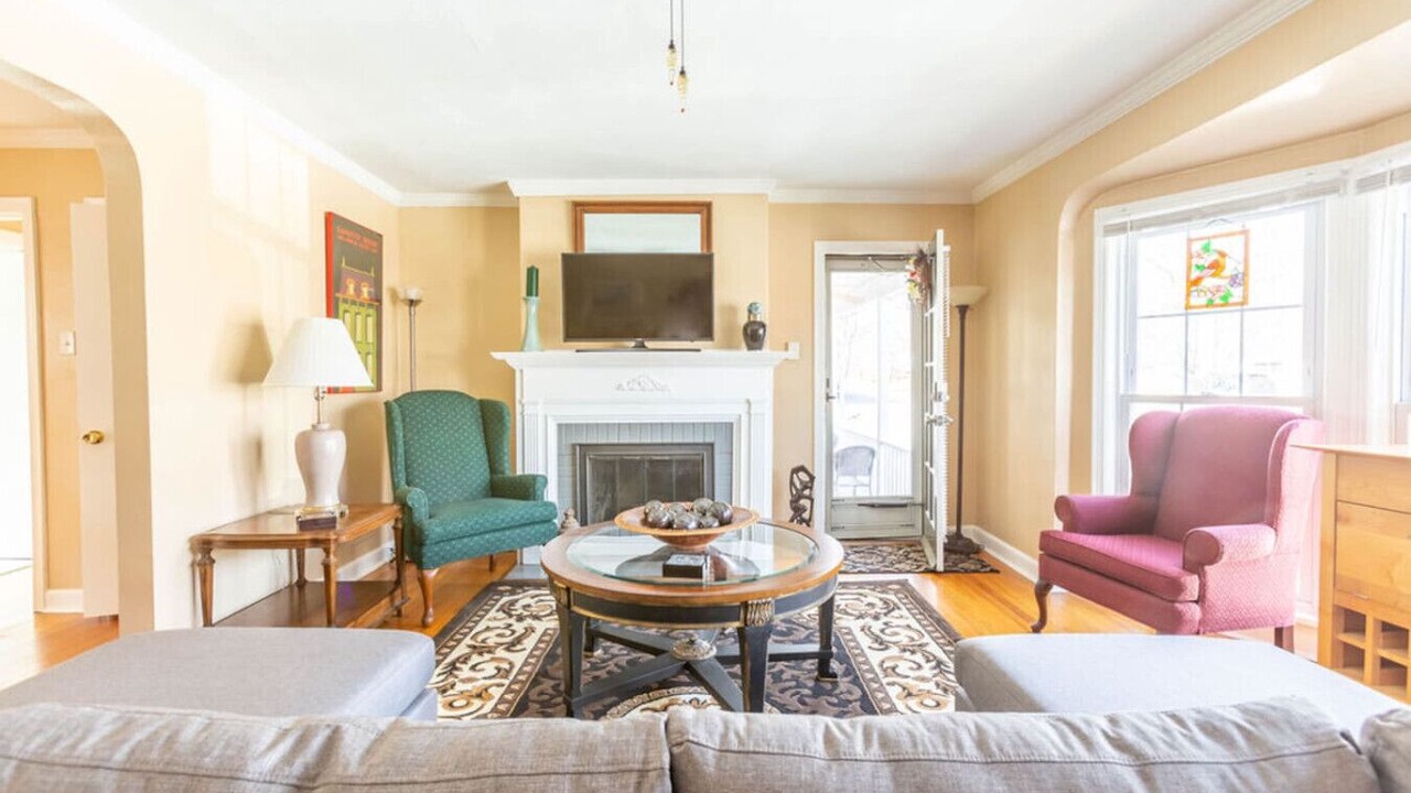 Photo of Livingroom in Northampton