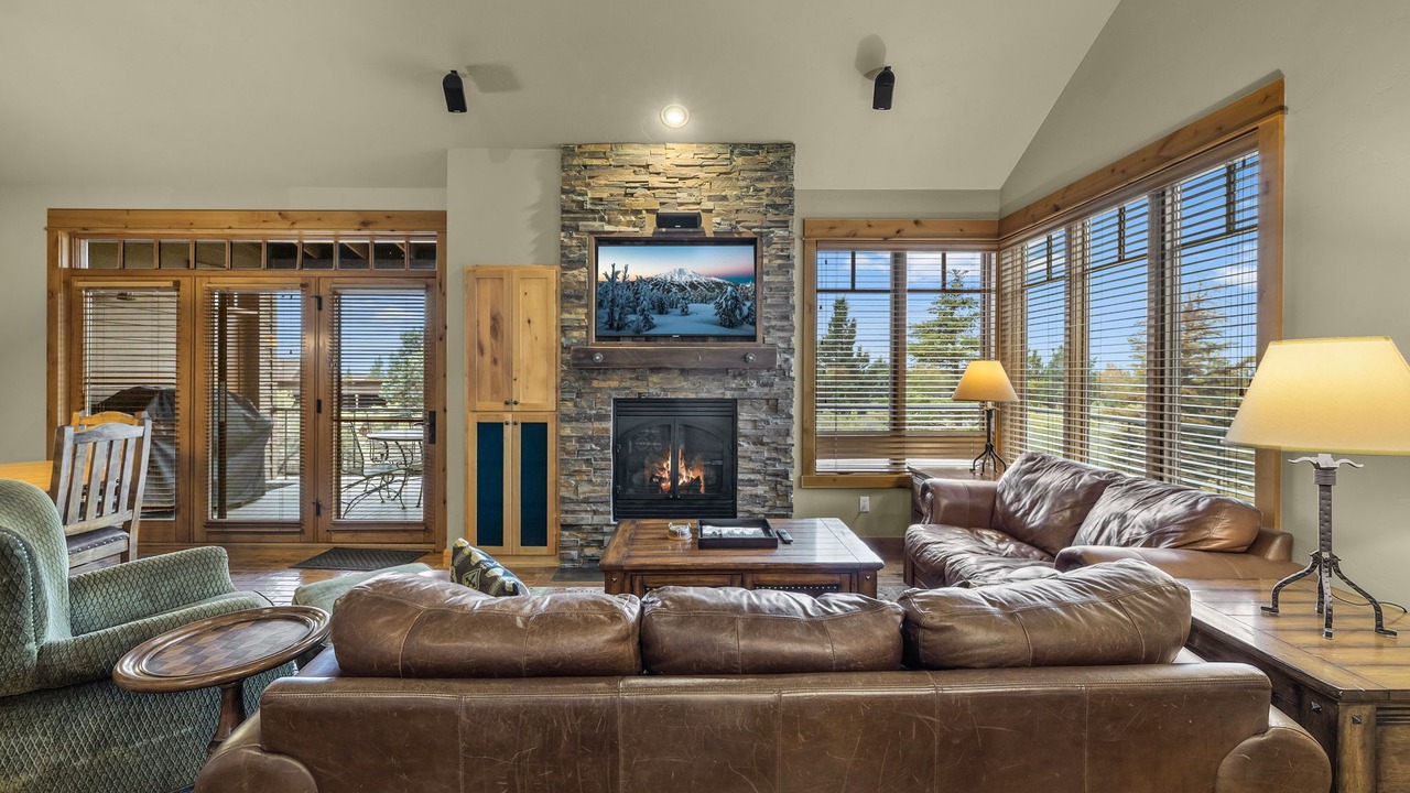 Photo of Livingroom in Powell Butte