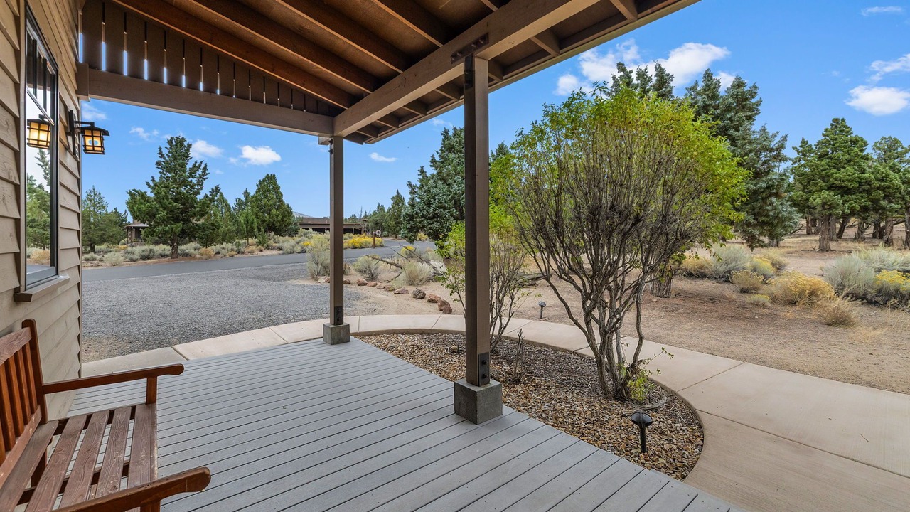 Photo of Patio Balcony in Powell Butte