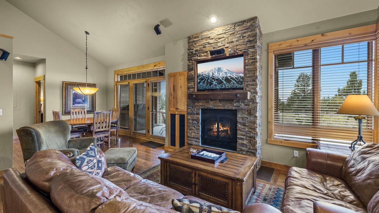 Photo of Livingroom in Powell Butte