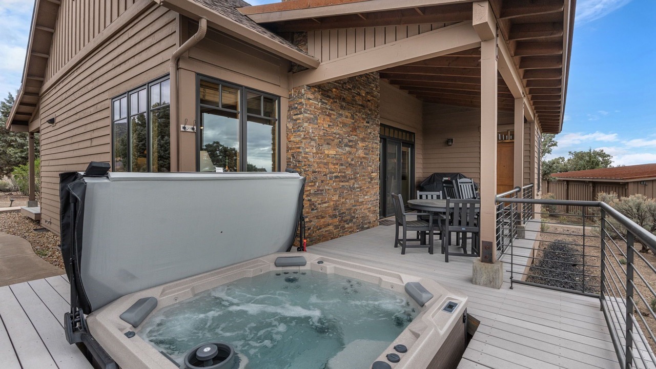 Photo of Patio Balcony in Powell Butte