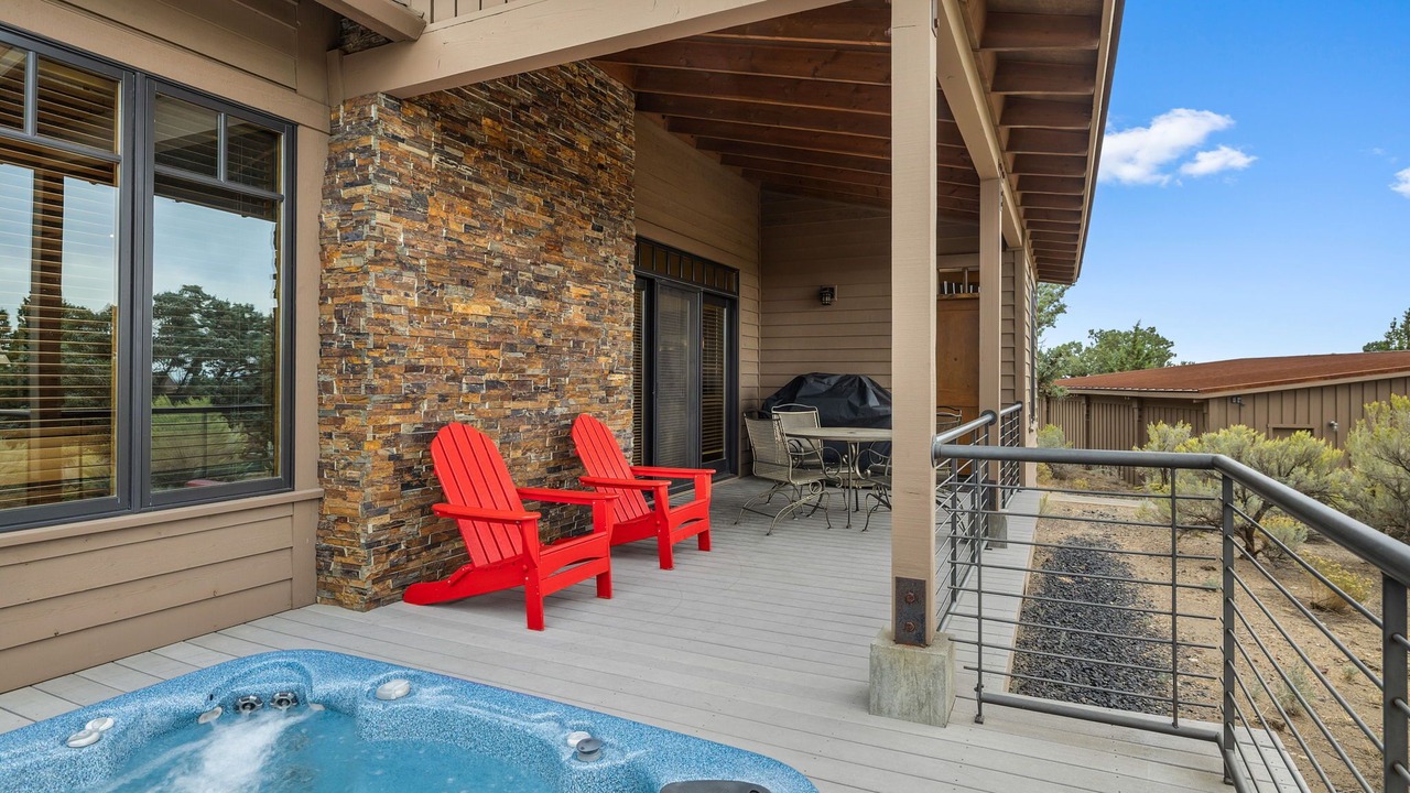 Photo of Patio Balcony in Powell Butte