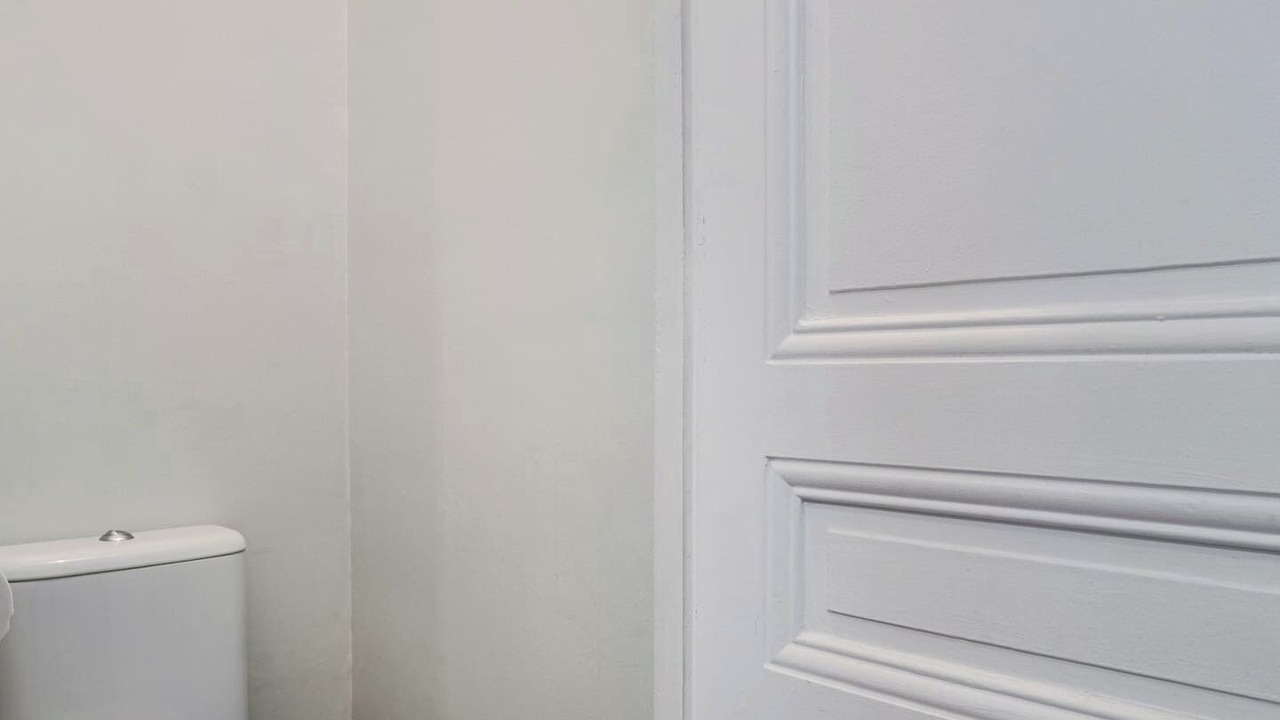 Photo of Bathroom in Quartier de la Salpetriere