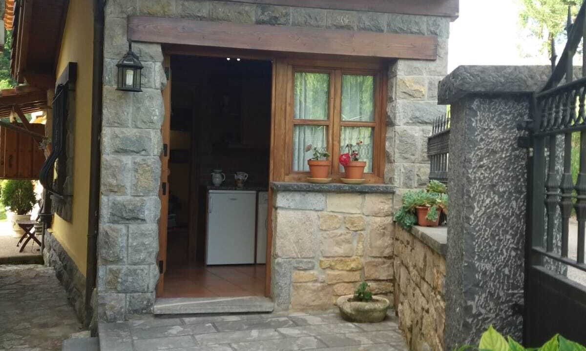 Photo of Outdoor in Cardes