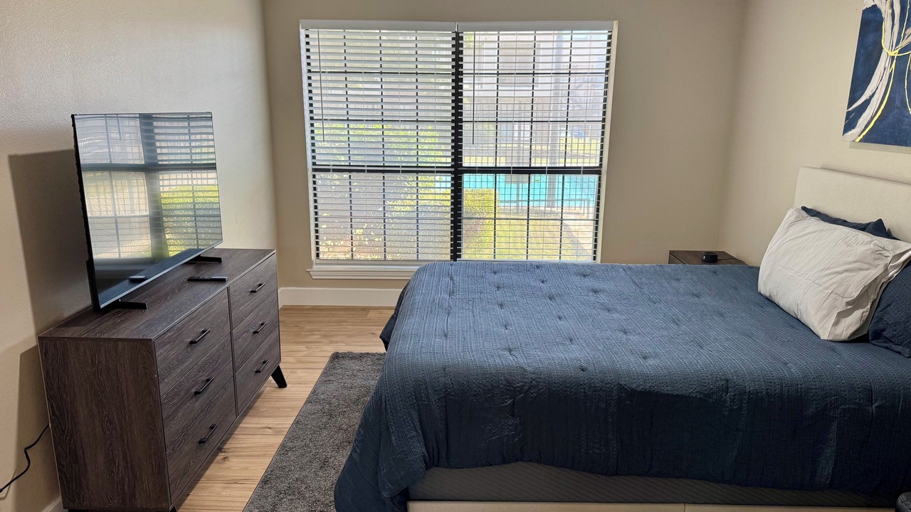 Photo of Bedroom in Garland