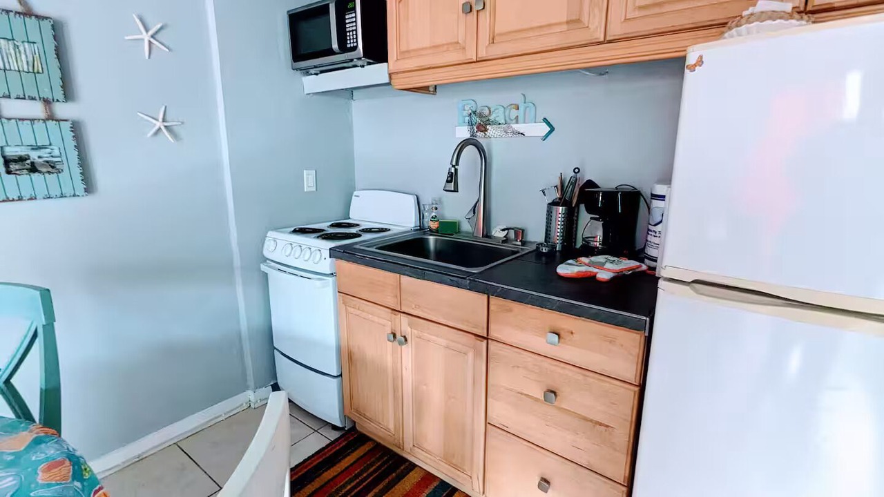 Photo of Kitchen in Rogers Seabreeze