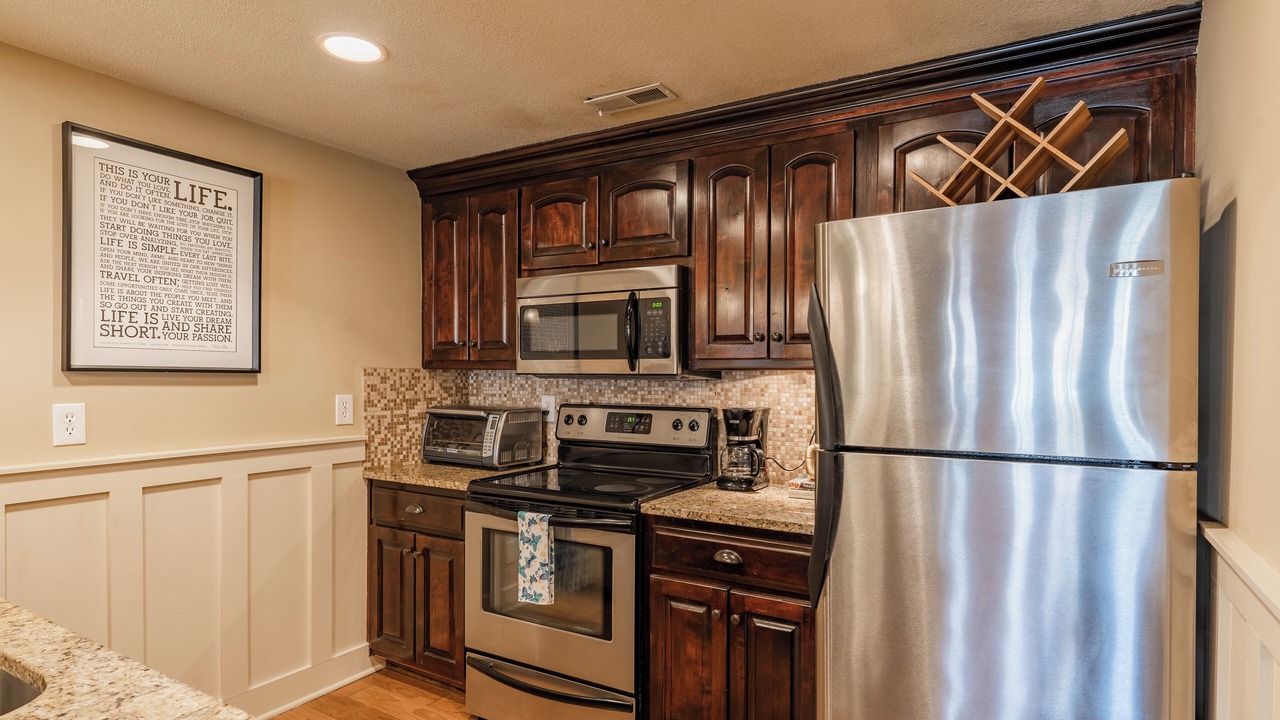Photo of Kitchen in West Plaza