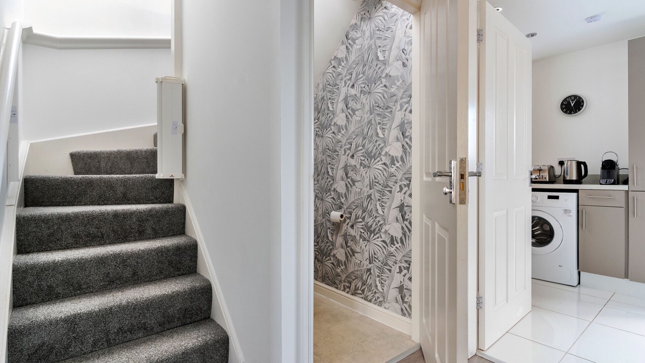 Photo of Others in Crynant