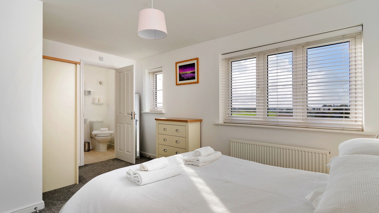 Photo of Bedroom in Crynant