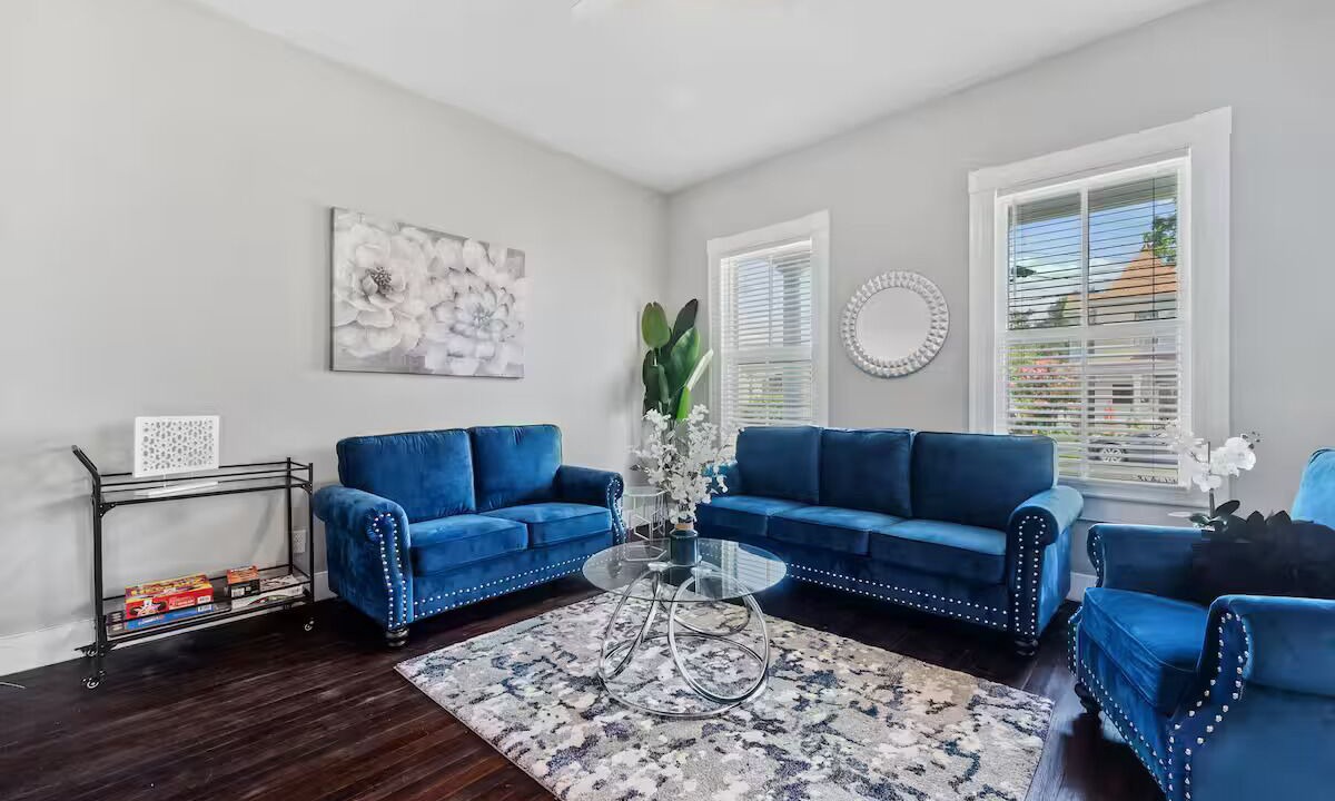 Photo of Livingroom in Petersburg