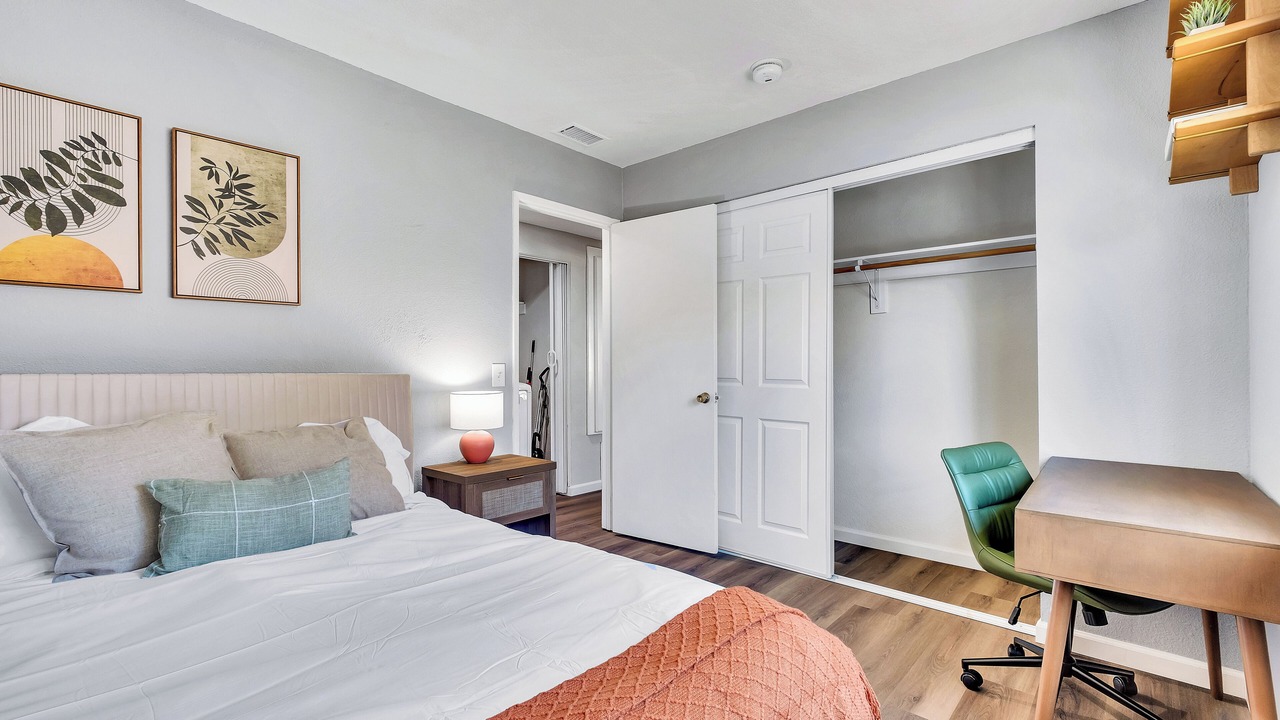 Photo of Bedroom in Riverside