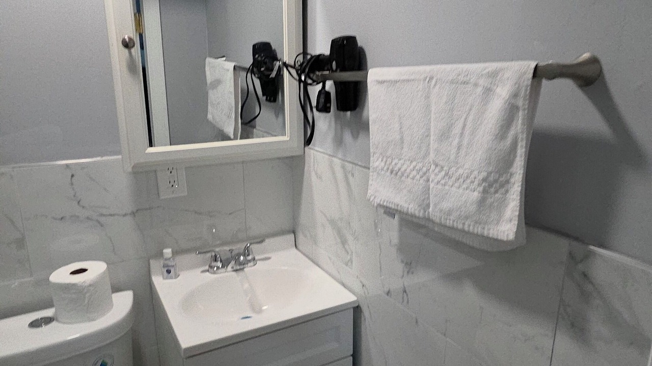Photo of Bathroom in Irvington