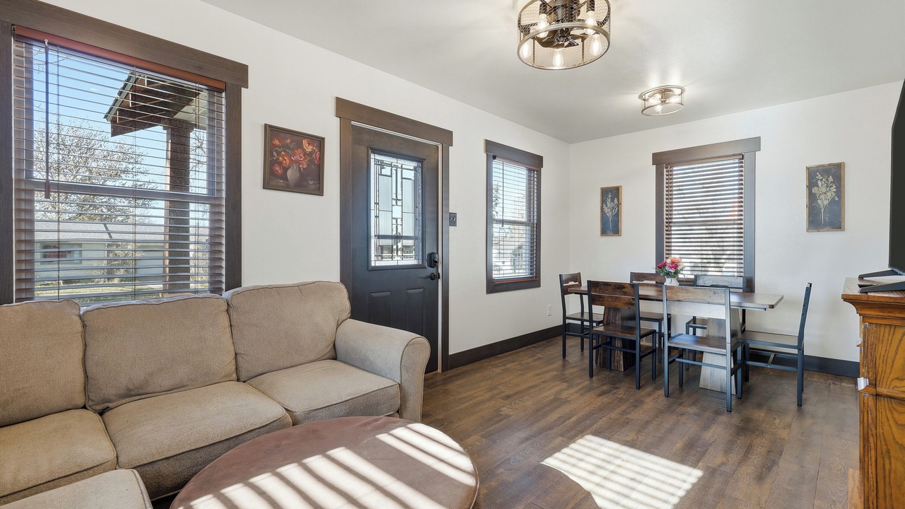 Photo of Livingroom in Casper