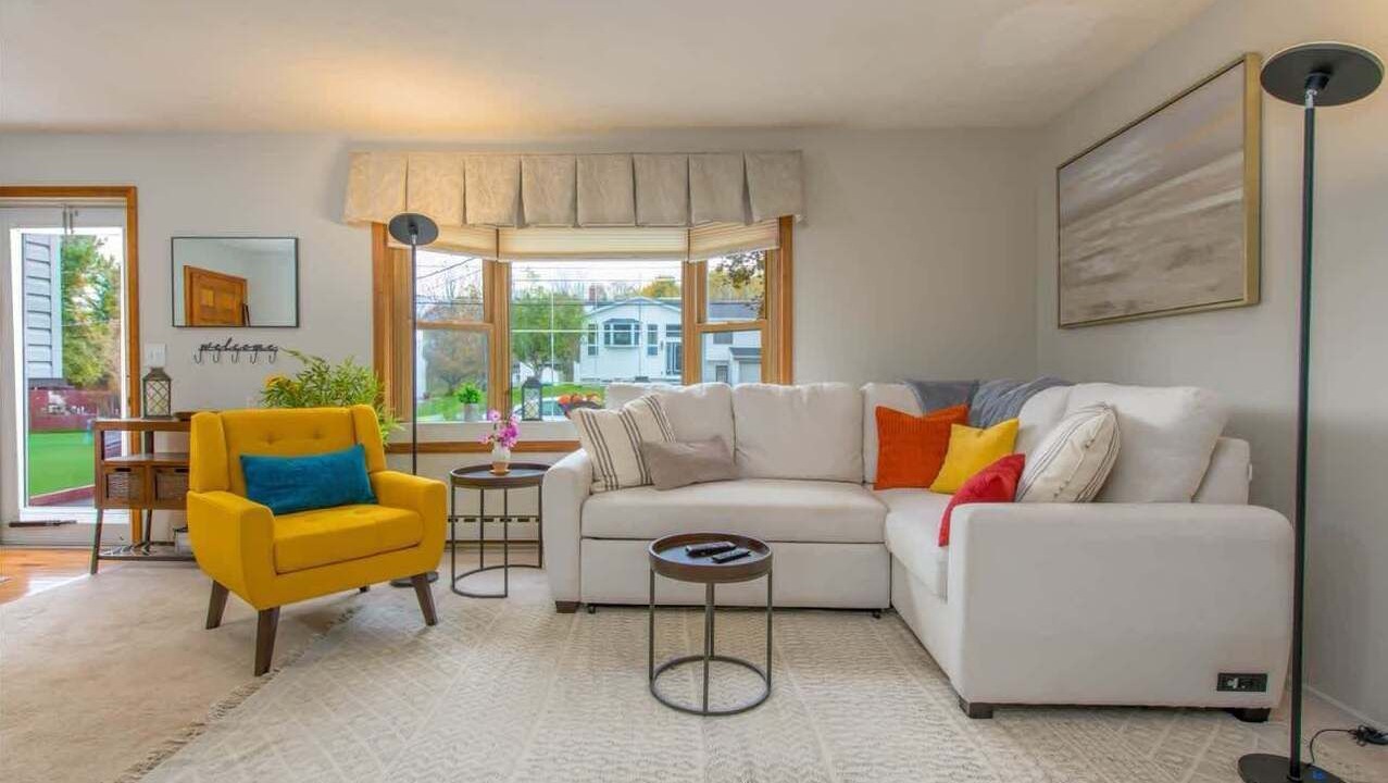 Photo of Livingroom in Sherrill