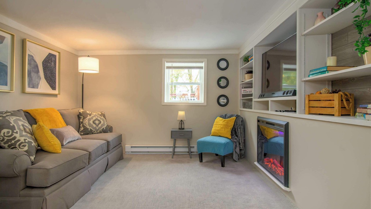 Photo of Livingroom in Sherrill