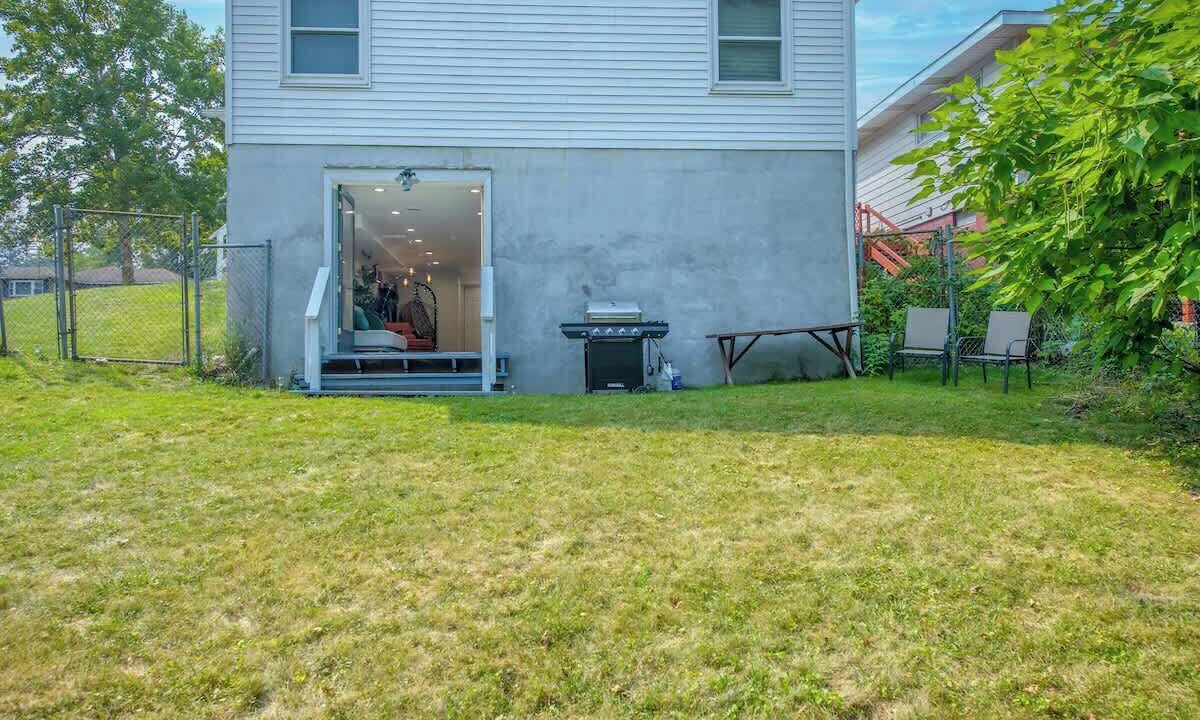 Photo of Patio Balcony in Eastside