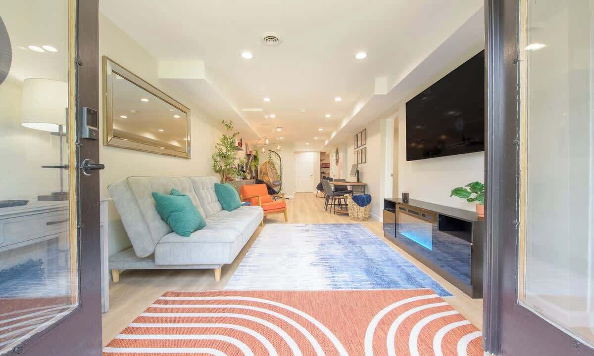 Photo of Livingroom in Eastside