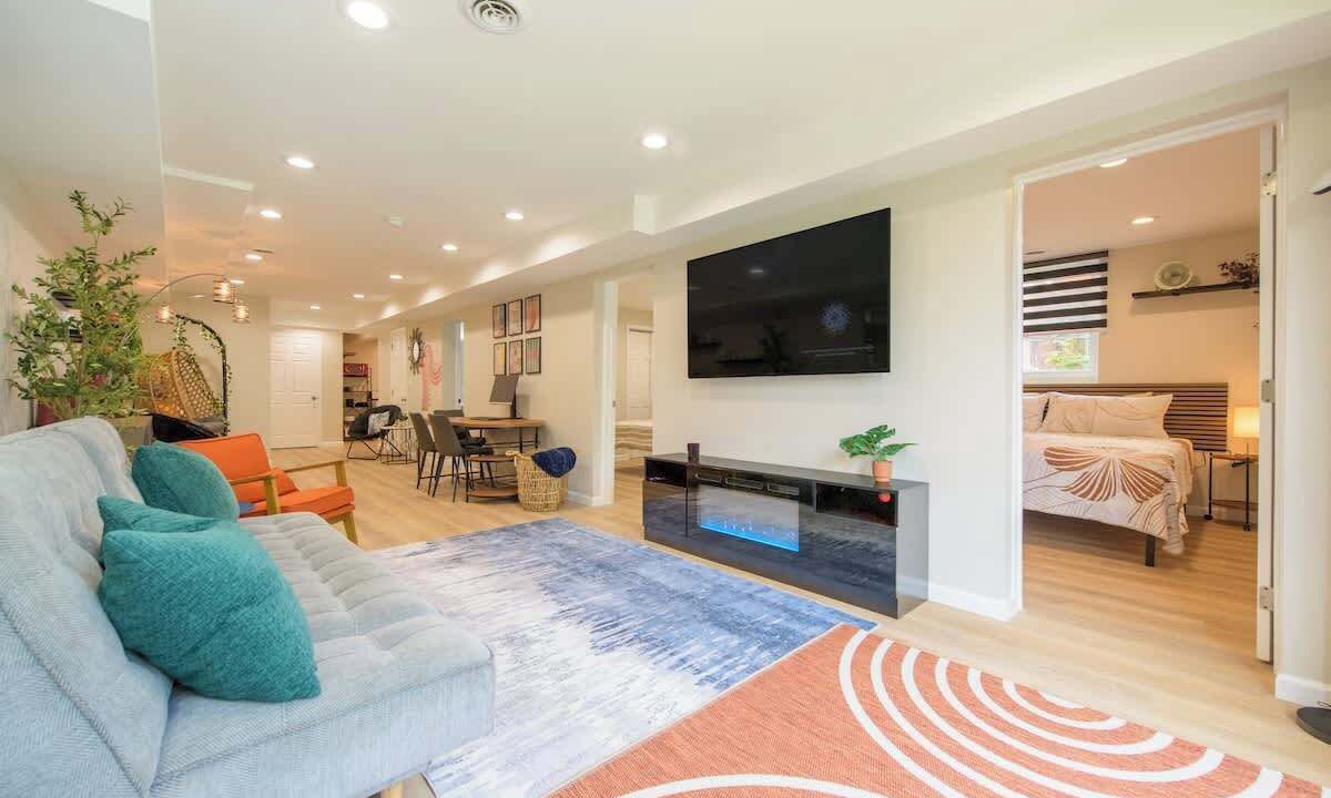Photo of Livingroom in Eastside