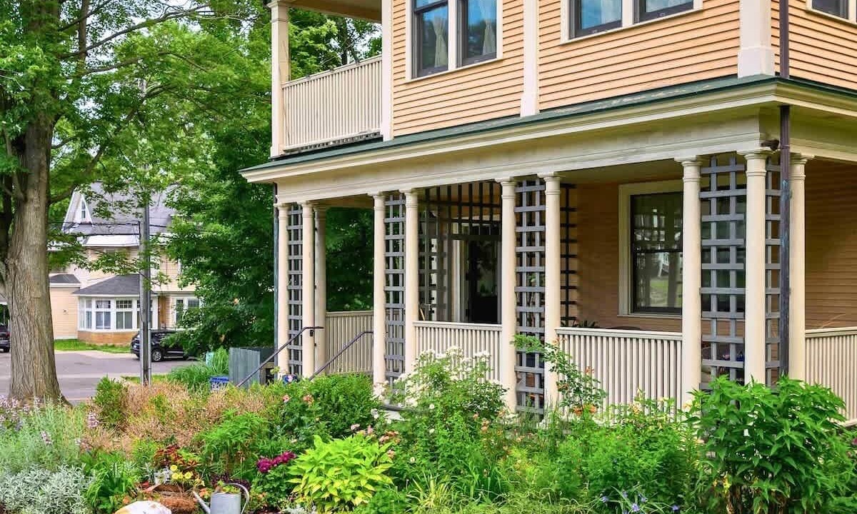 Photo of Outdoor in Eastside