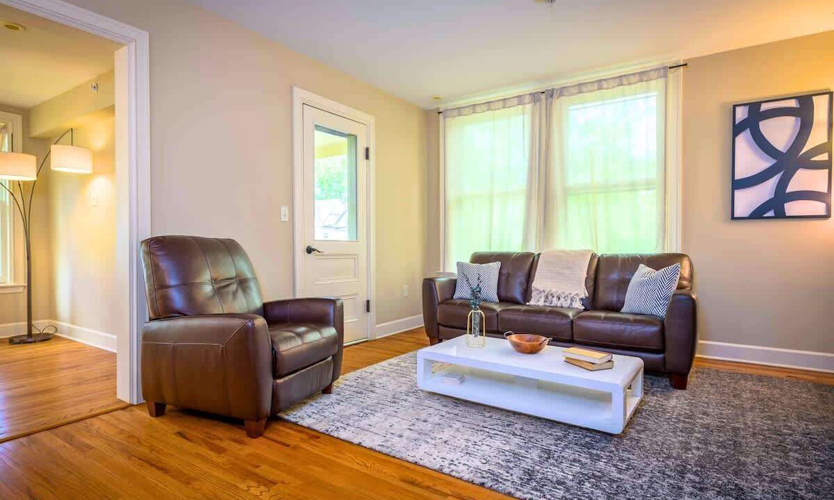 Photo of Livingroom in Eastside
