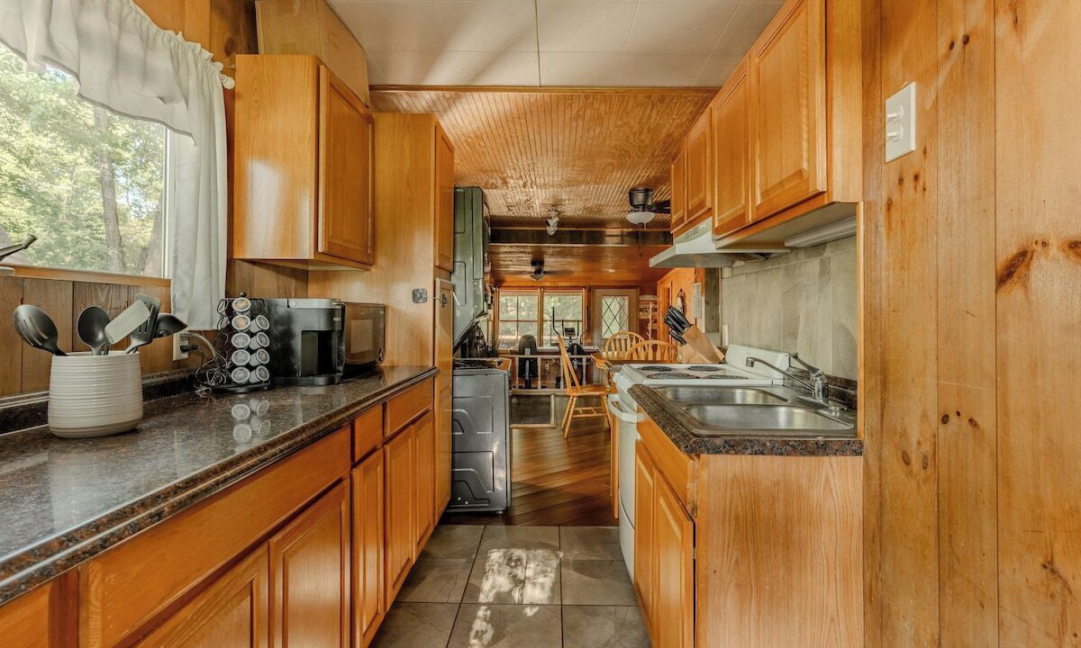 Photo of Kitchen in Ono
