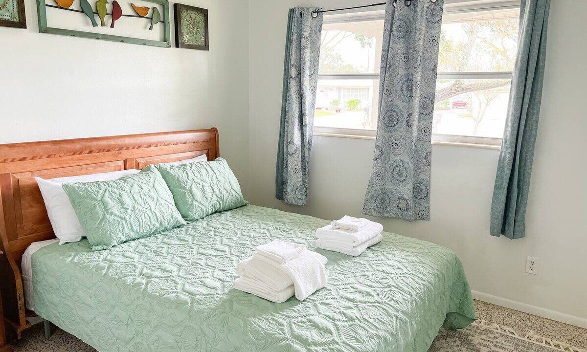 Photo of Bedroom in Bellevue Terrace