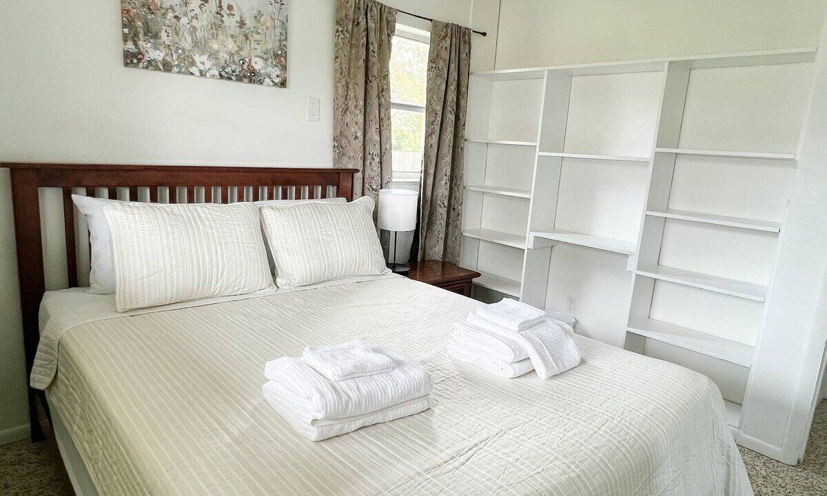 Photo of Bedroom in Bellevue Terrace