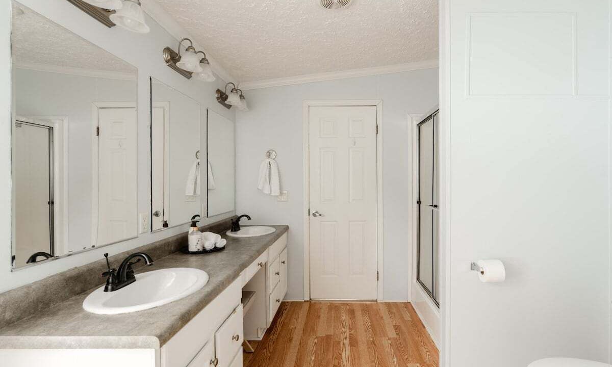 Photo of Others in Womelsdorf