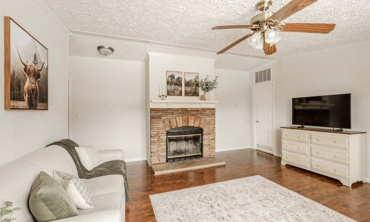 Photo of Others in Womelsdorf