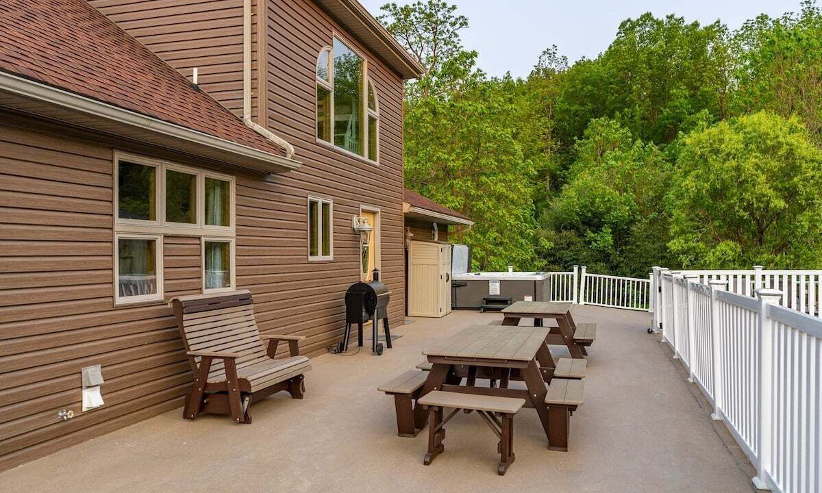 Photo of Outdoor in Mount Aetna