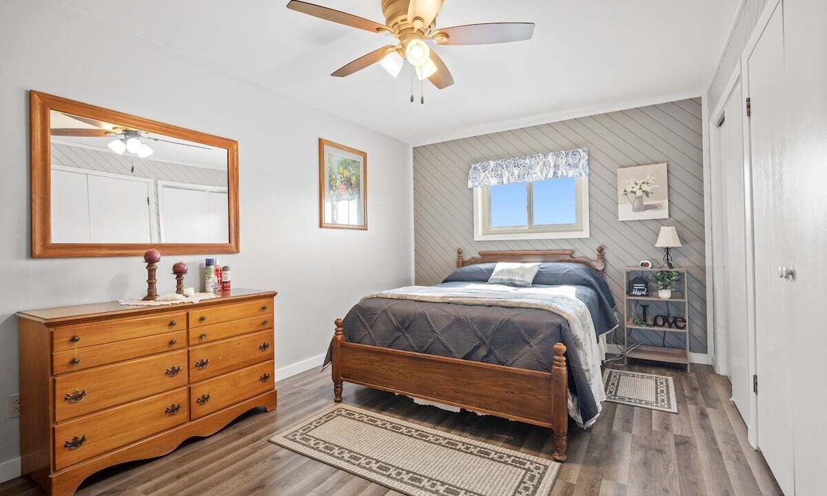 Photo of Bedroom in Saint Stephens