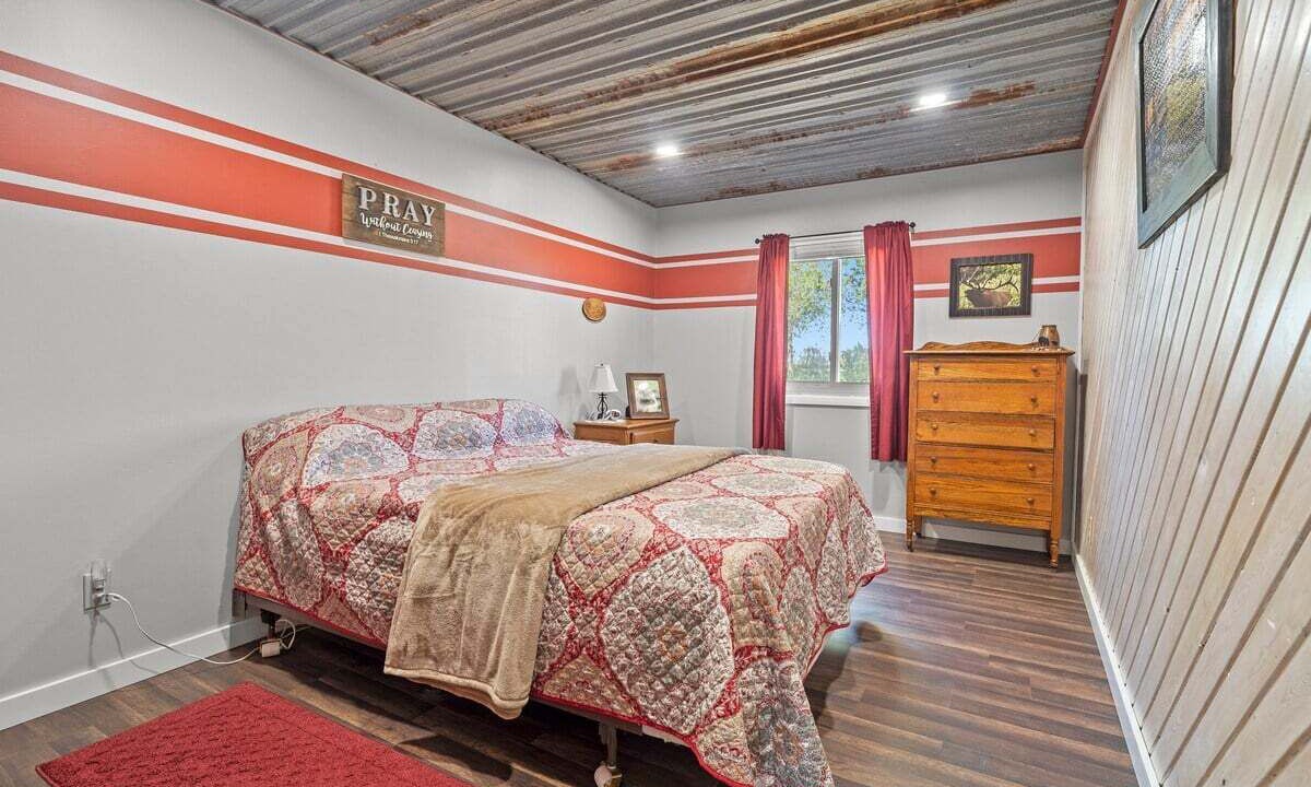Photo of Bedroom in Saint Stephens