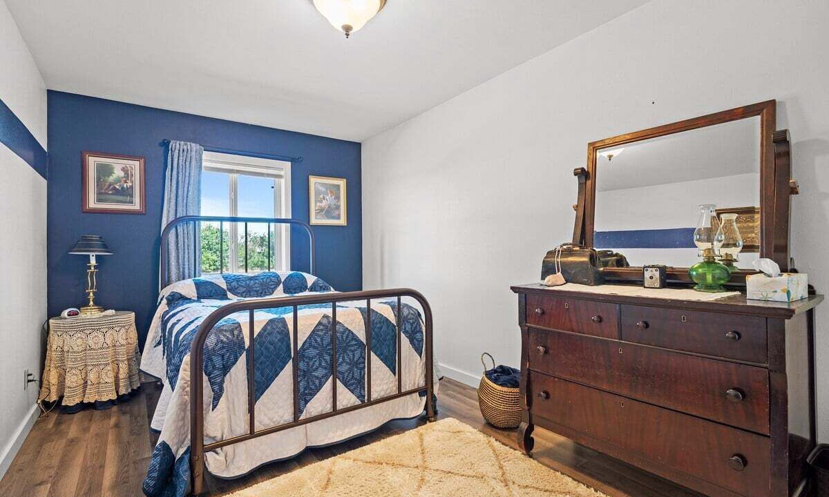 Photo of Bedroom in Saint Stephens