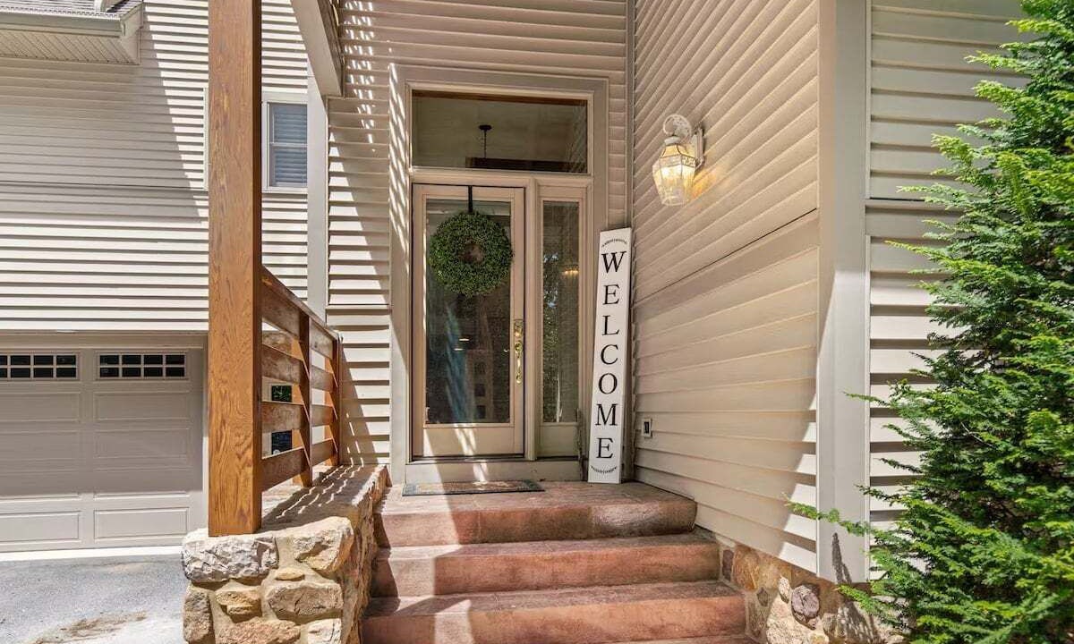 Photo of Outdoor in Rexmont