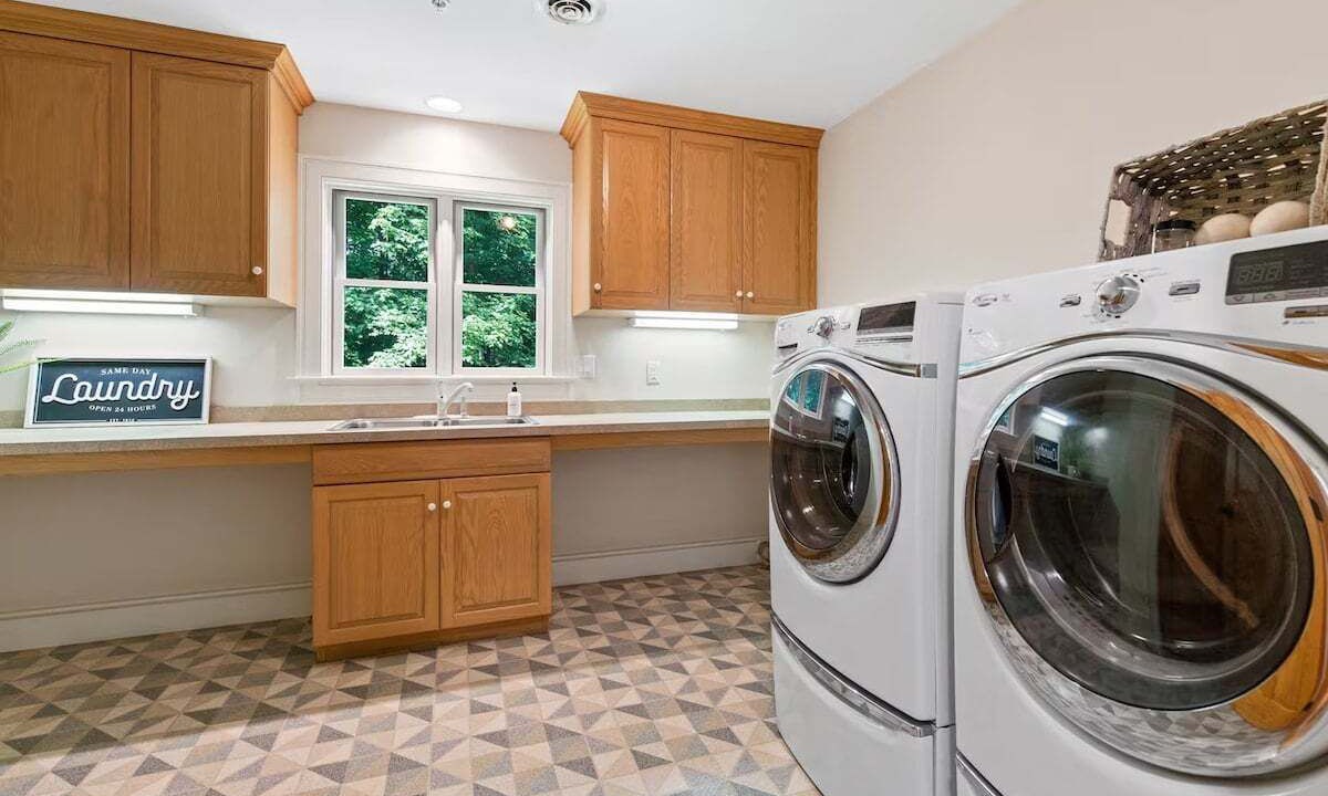 Photo of Others in Rexmont