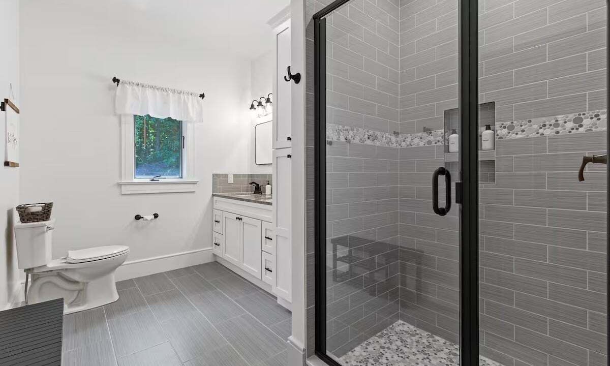 Photo of Bathroom in Rexmont